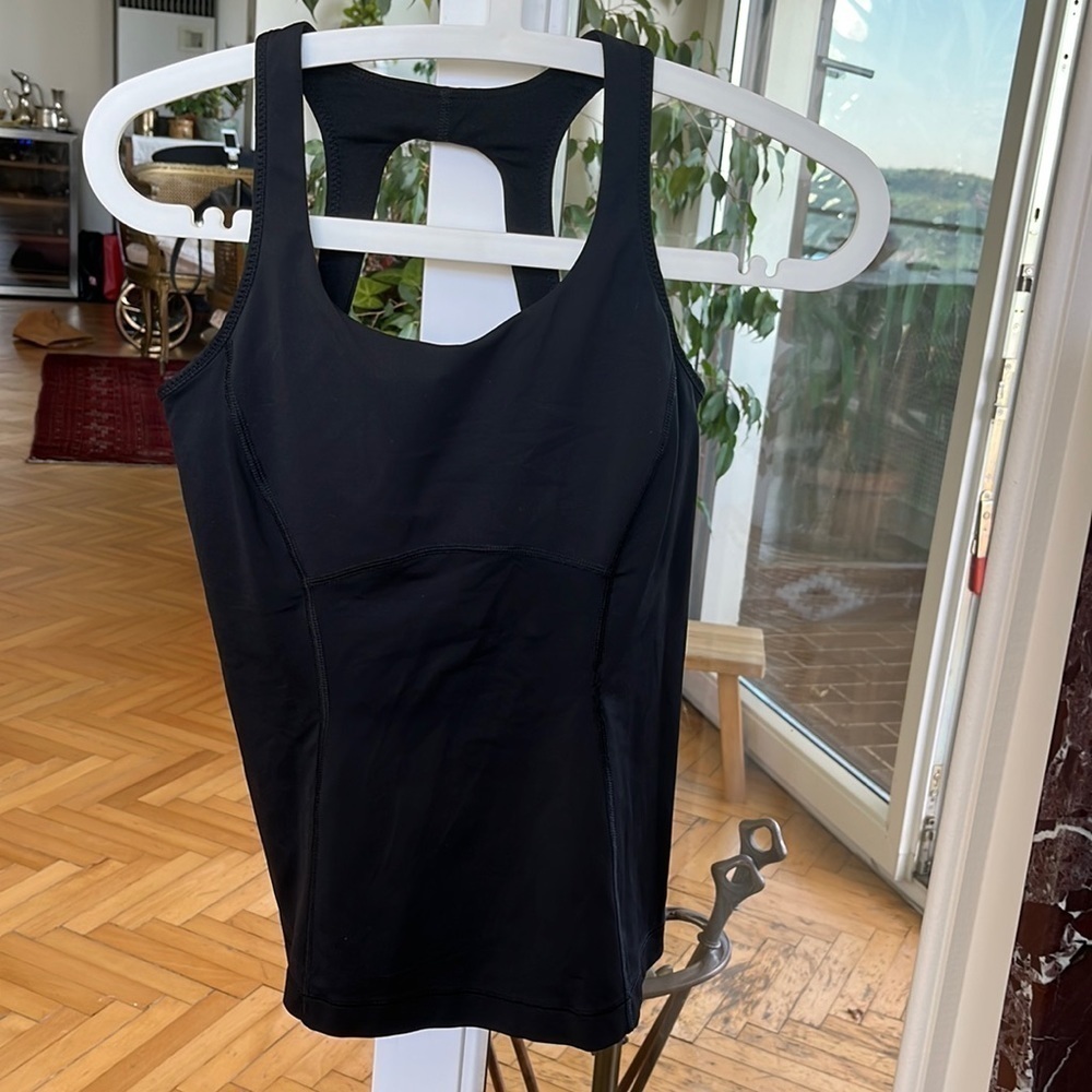 Lululemon black training tank top​